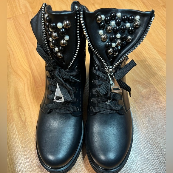 NWOT - Pearl Décor Combat Boots (Size 6 / US 6.5) * Black - Picture 7 of 11